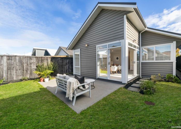  at 4 Poaka Road, Hobsonville, Waitakere City, Auckland