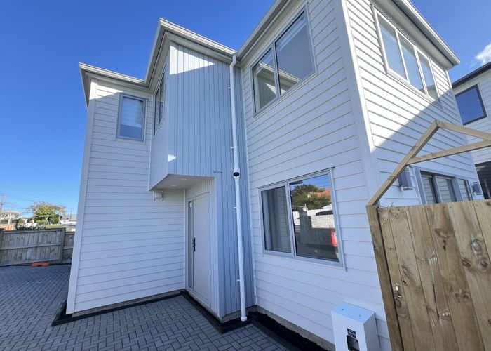  at Macleans Road, Bucklands Beach, Manukau City, Auckland
