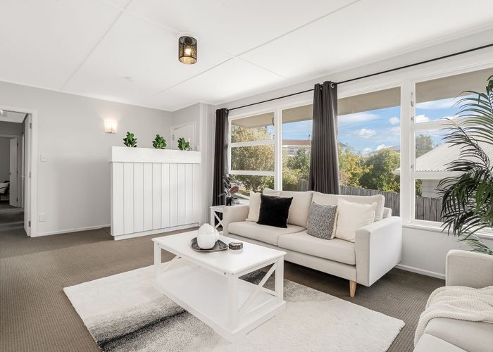  at 18 Beazley Avenue, Paparangi, Wellington, Wellington