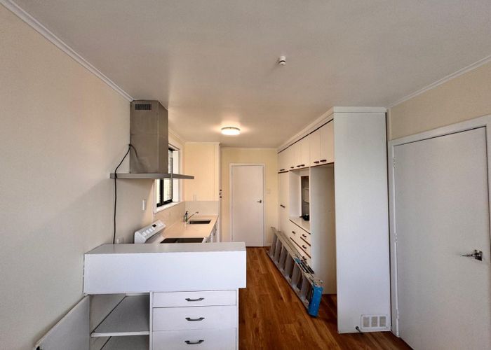  at 18 Kelwyn Road, Kelston, Waitakere City, Auckland