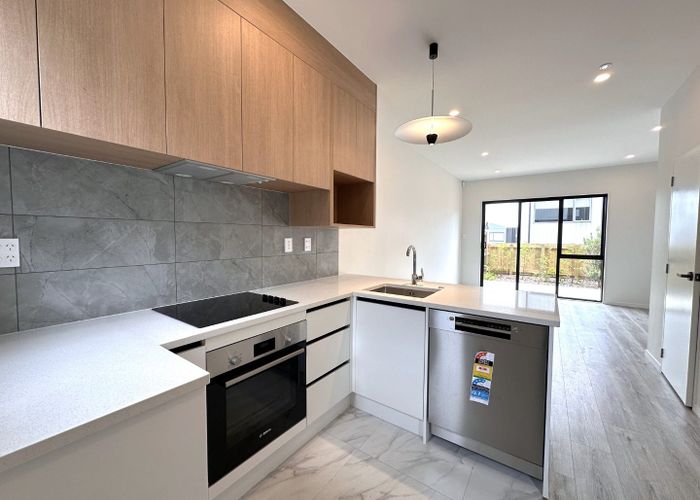  at 13 Pahoehoe, Mount Wellington, Auckland City, Auckland