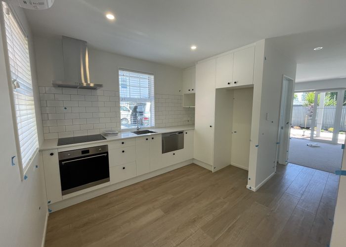  at 1/42 Woodville Street, Edgeware, Christchurch