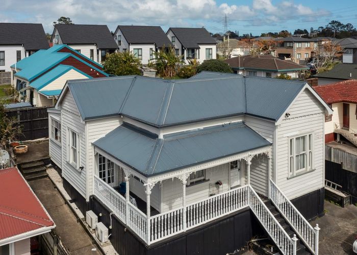  at Blockhouse Bay, Auckland City, Auckland