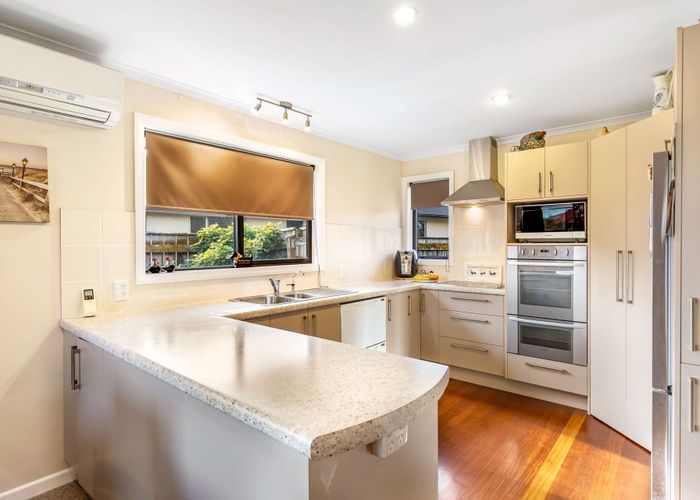  at 11 Cleveland Heights, Kelvin Grove, Manawatu, Manawatu / Whanganui