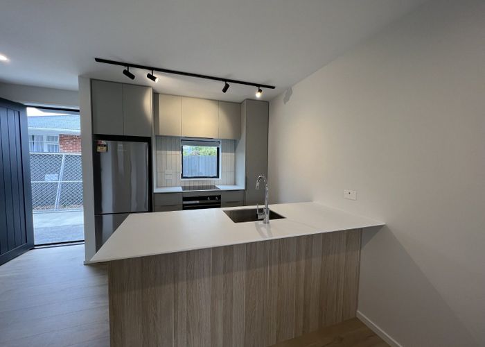  at 2/20 Bewdley Street, Spreydon, Christchurch