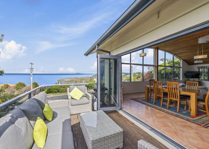  at 1/50 Wakeman Road, Acacia Bay, Taupo