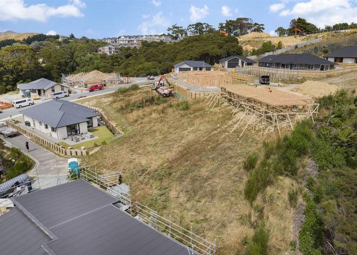  at 17 Topsail Way, Whitby, Porirua