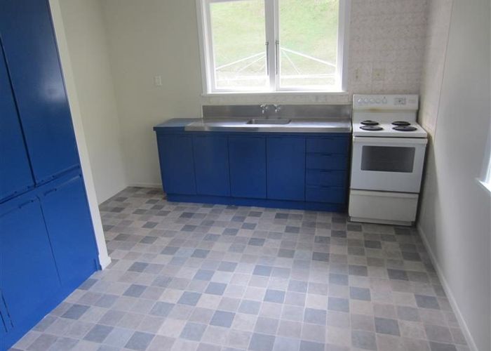  at 208 Sievers Grove, Cannons Creek, Porirua, Wellington
