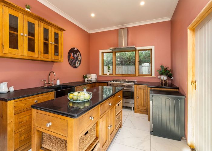  at 49 Murray Street, Caversham, Dunedin