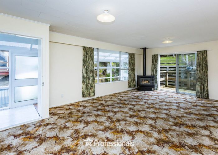  at 55 Norana Road, Timberlea, Upper Hutt