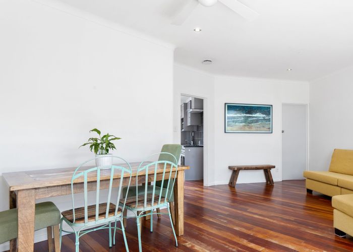  at 2/239 St Johns Road, Meadowbank, Auckland