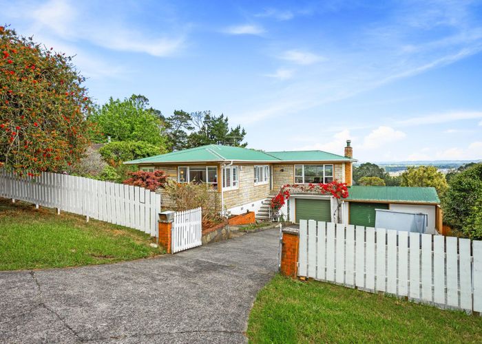  at 462 Don Buck Road, Massey, Waitakere City, Auckland