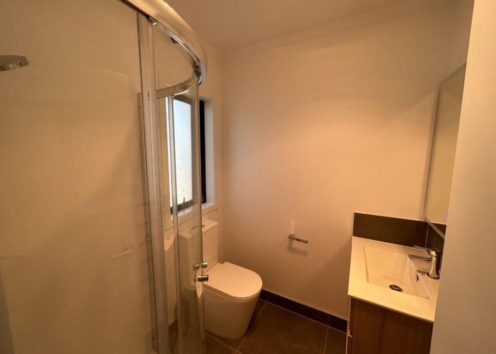  at 2C/23 Hibiscus Avenue, Hamilton Lake, Hamilton, Waikato