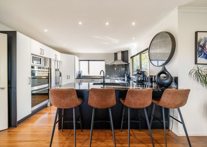  at 9A McCarthy Grove, Clouston Park, Upper Hutt, Wellington