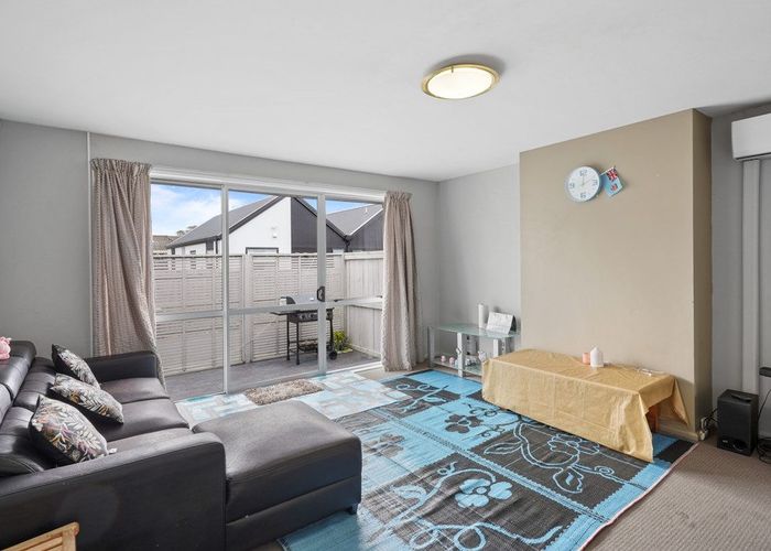  at 2/538 Gloucester Street, Linwood, Christchurch City, Canterbury