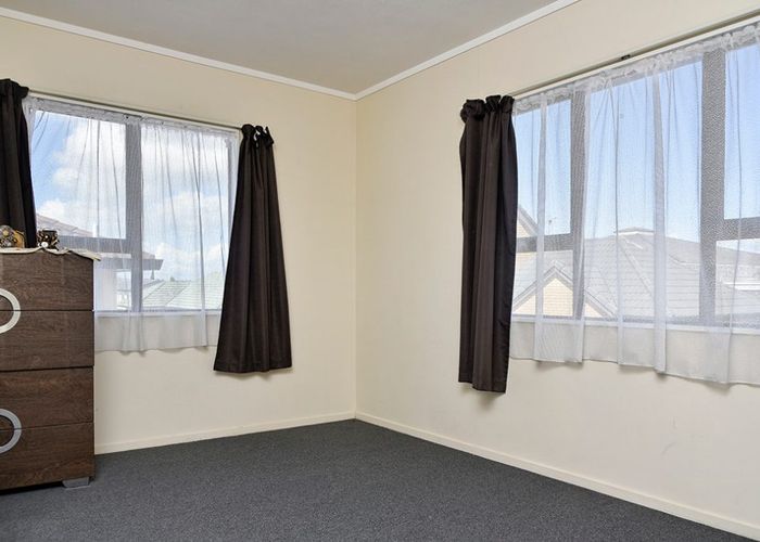  at 1/284 Richardson Road, Mount Roskill, Auckland City, Auckland