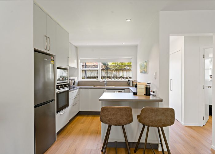  at 2/16 Lancing Road, Sandringham, Auckland City, Auckland