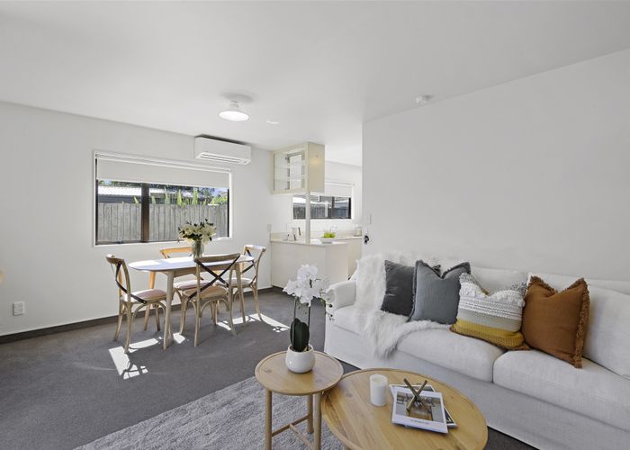  at 2/70 Milton Street, Somerfield, Christchurch