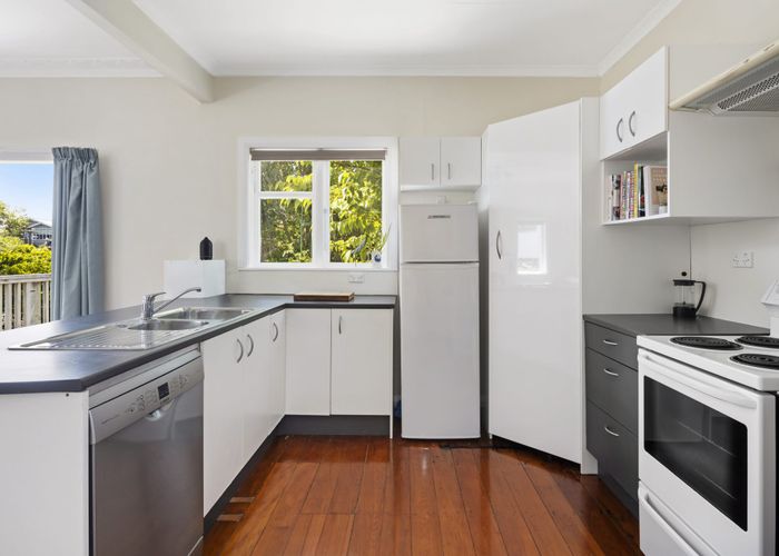  at 22 Ranui Crescent, Khandallah, Wellington