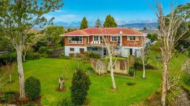  at 25 Raelene Place, Massey, Auckland