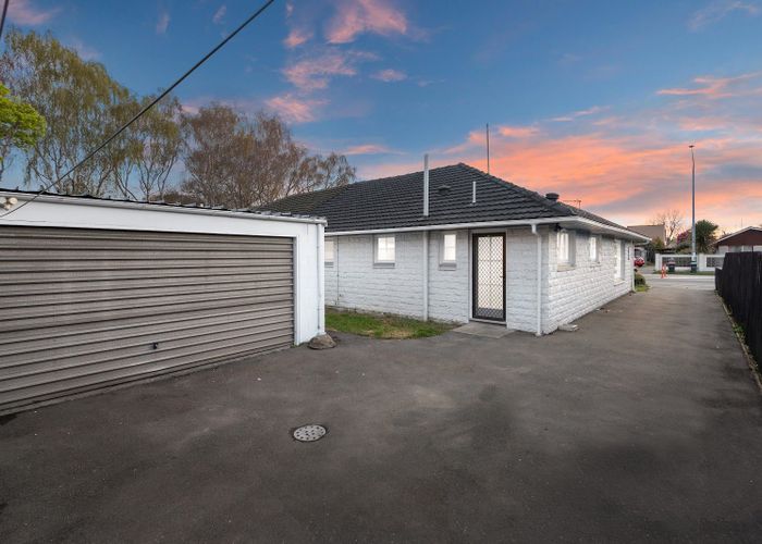  at 1/170 Waimairi Road, Ilam, Christchurch City, Canterbury
