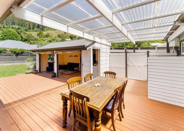  at 11 Blick Tce, The Brook, Nelson, Nelson / Tasman