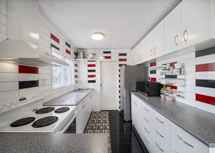  at 28 Faram Place, Massey, Waitakere City, Auckland