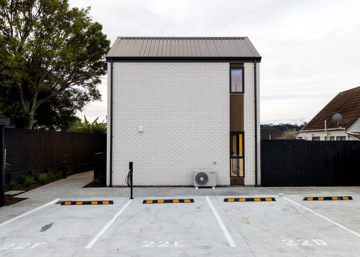  at 22 Lancaster Road, Beach Haven, North Shore City, Auckland