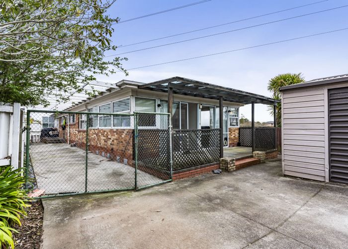  at 91 Edgewater Drive, Pakuranga, Auckland