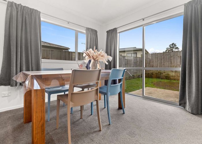  at 1/11 Maynard Place, Temple View, Hamilton