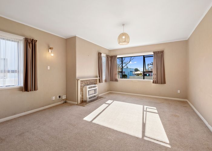  at 8 Exeter Street, Brooklands, New Plymouth