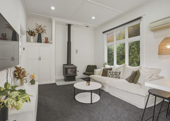  at 24 Bridge Street, Clyde Hill, Dunedin, Otago