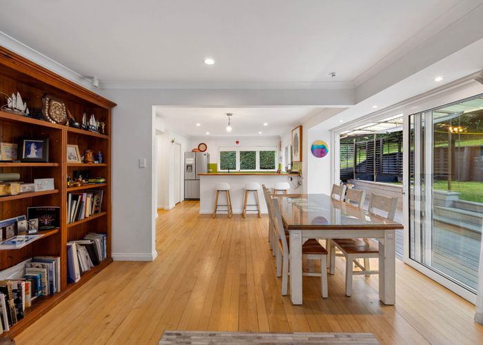  at 6 Kerry Dell, Cockle Bay, Manukau City, Auckland