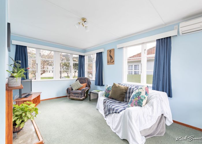  at 8 Milne Crescent, Taita, Lower Hutt