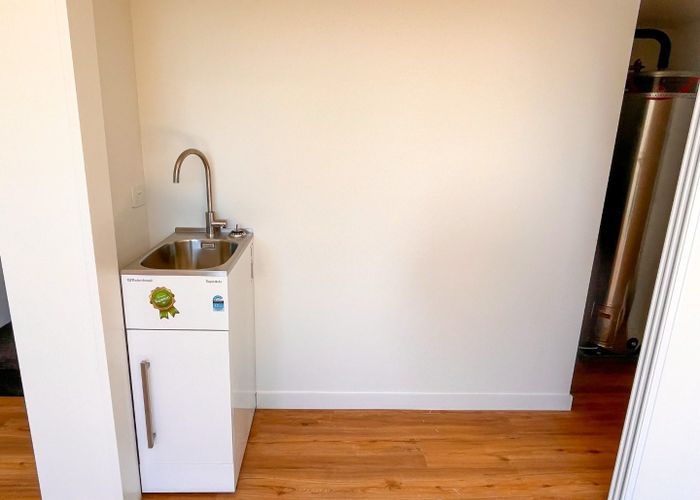  at 2/120 Edward Avenue, Edgeware, Christchurch City, Canterbury