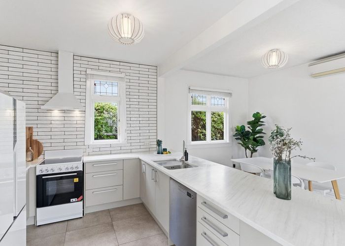  at 64 Wychbury Street, Spreydon, Christchurch City, Canterbury