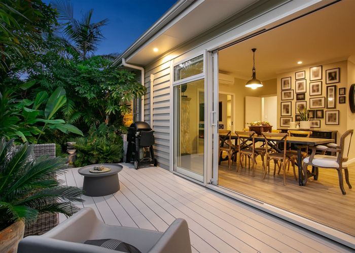  at 15 Colonial Drive, Silverdale, Silverdale