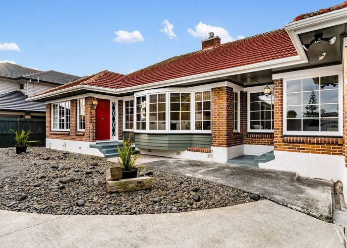  at 41 Buckland Road, Mangere East, Auckland