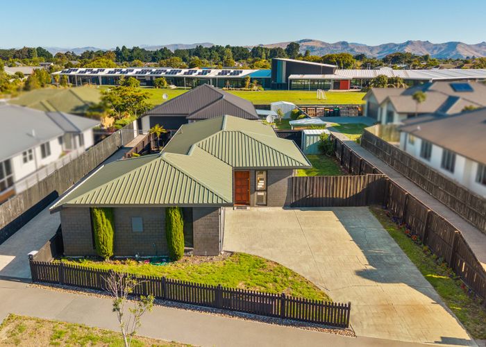  at 39A Surfers Place, North New Brighton, Christchurch