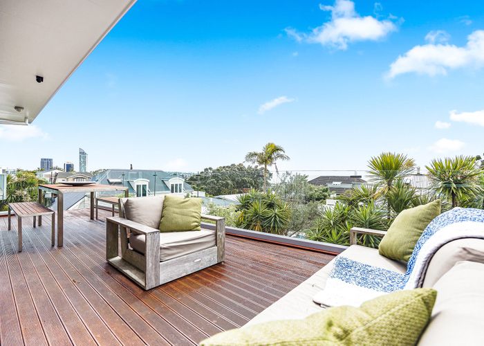  at 5B Hauraki Road, Hauraki, North Shore City, Auckland