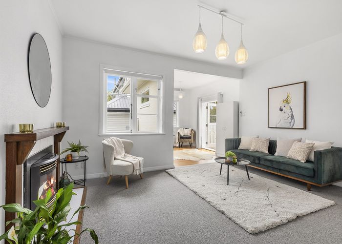  at 42 Glamis Avenue, Strathmore Park, Wellington