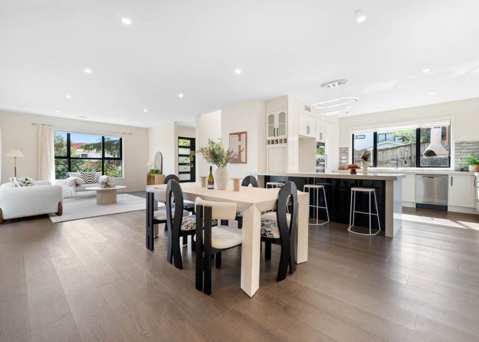  at 14 Jandell Crescent, Bucklands Beach, Manukau City, Auckland