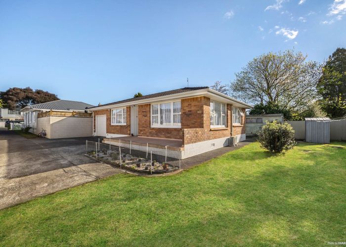  at 2/36A Glen Avenue, Papatoetoe, Auckland
