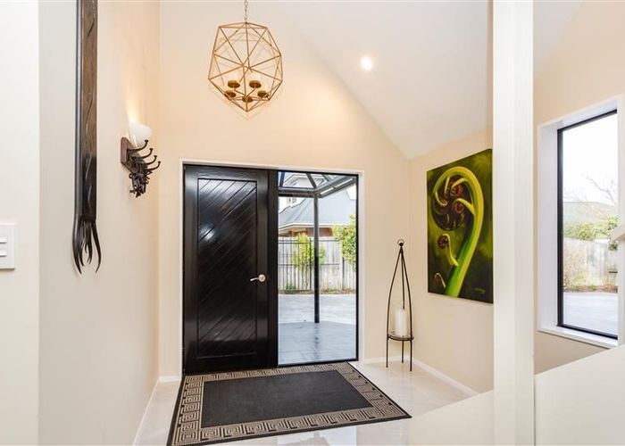  at 8 Dorfold Mews, Avonhead, Christchurch City, Canterbury