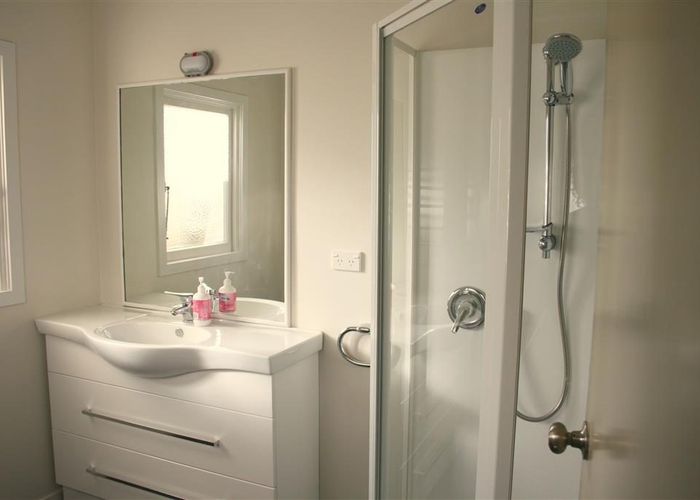  at 101a Brougham Street (Bottom Flat), Mount Victoria, Wellington, Wellington