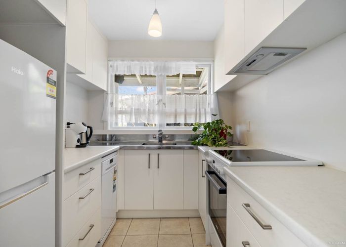  at 2/8 Geraldine Place, Kohimarama, Auckland City, Auckland