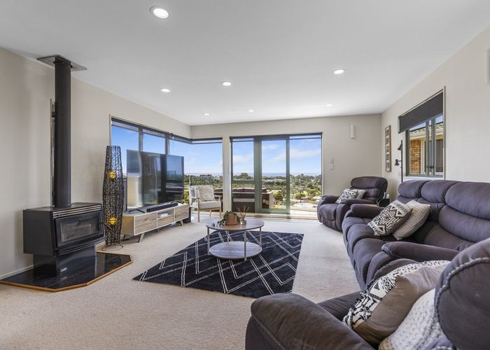  at 3A Hillcrest Street, Glen Avon, New Plymouth, Taranaki