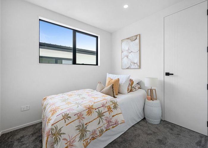  at 1664E Great North Road, Avondale, Auckland City, Auckland