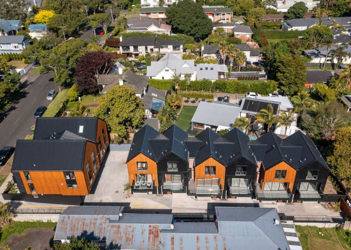  at 8 /20 Fairview Road, Mount Eden, Auckland City, Auckland