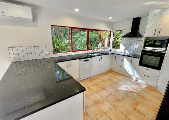  at 169 Vaughans Road, Albany